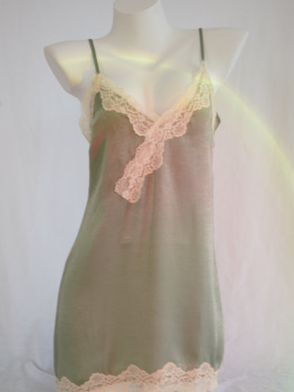 Pijama camisola con espalda sexy